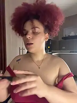 Enyagleam  online show from February 19, 2026, 2:51 am