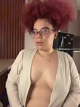 Enyagleam  online show from March 3, 2026, 1:45 am