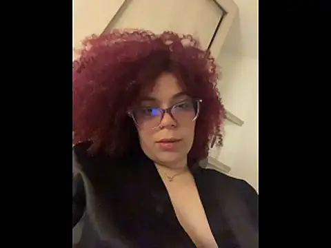 Enyagleam  online show from April 19, 2026, 1:05 am