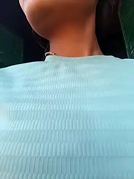 Snapshot of Mohni_singh chatting on November 29, 2025, 7:11 am Mohni singh online show from November 29, 2025, 7:11 am