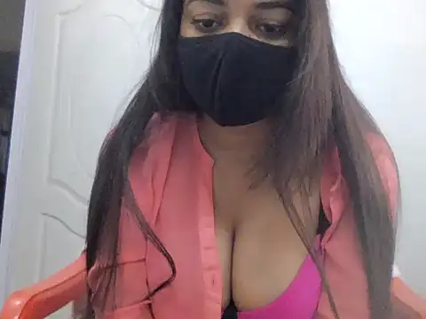 Little toy girl online show from November 16, 2025, 6:08 am