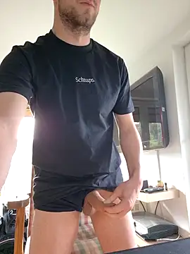 6incheswannacum online show from December 14, 2025, 12:43 pm