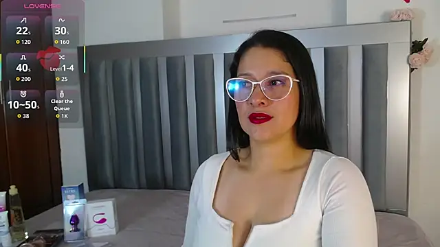 Alana steel 1 online show from April 4, 2026, 12:02 pm