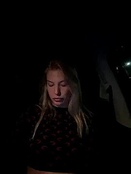 Chloemillerrxx online show from September 27, 2025, 8:58 pm