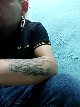 Snapshot of fboycdjuaez chatting on March 7, 2026, 12:29 am fboycdjuaez online show from March 7, 2026, 12:29 am