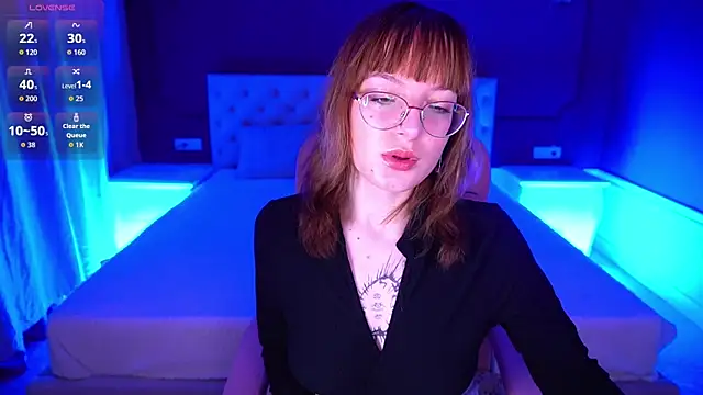 Pixie Peachh online show from November 28, 2025, 2:09 pm