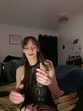 Chris06d22xh online show from April 23, 2026, 7:38 pm