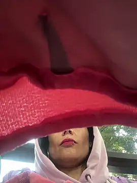 CharlotteCottin online show from March 31, 2026, 11:43 am