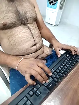 Snapshot of Desiandaj chatting on April 9, 2026, 4:56 pm Desiandaj online show from April 9, 2026, 4:56 pm