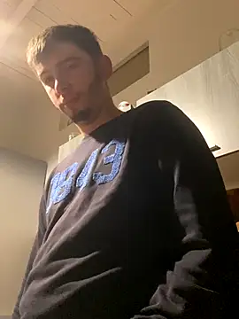 Snapshot of coupleamateurfun23 chatting on December 4, 2025, 8:01 am coupleamateurfun23 online show from December 4, 2025, 8:01 am