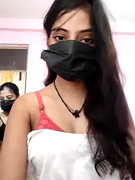 Snapshot of Hot-komall chatting on September 24, 2025, 5:00 am Hot-komall online show from September 24, 2025, 5:00 am