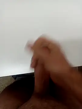 piciupiciu94 online show from September 17, 2025, 5:42 am