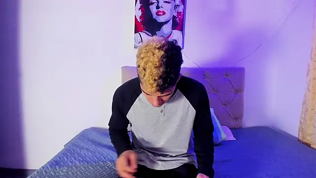 wyatt 3 online show from October 3, 2025, 11:40 am