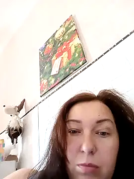 Snapshot of DanaNeon chatting on April 9, 2026, 7:03 am DanaNeon online show from April 9, 2026, 7:03 am