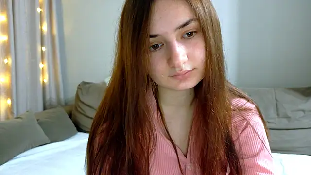 Lelia Vibe online show from November 3, 2025, 12:46 am