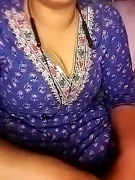 Dimplegirl online show from October 28, 2025, 4:53 pm