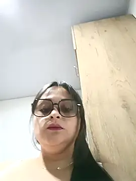 Snapshot of Nanna_160290 chatting on October 15, 2025, 8:20 pm Nanna 160290 online show from October 15, 2025, 8:20 pm