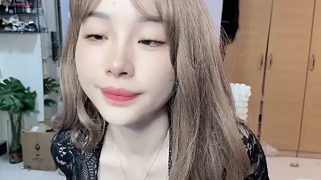 Y2Luvk online show from February 6, 2026, 6:33 pm