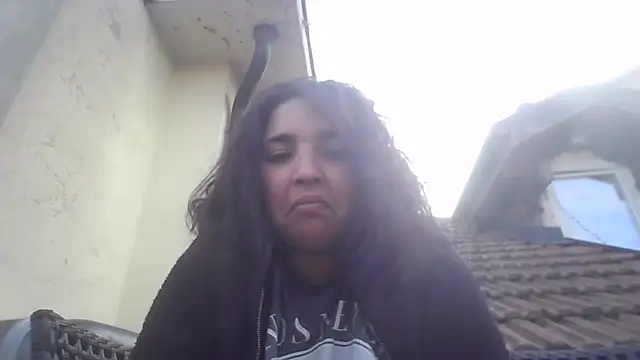 Snapshot of LadySophia03 chatting on October 21, 2025, 3:46 pm LadySophia03 online show from October 21, 2025, 3:46 pm