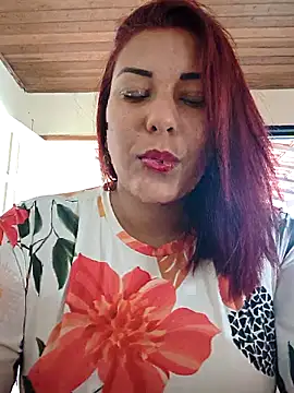 Snapshot of RuivaMisteriosa3 chatting on May 2, 2026, 12:43 pm RuivaMisteriosa3 online show from May 2, 2026, 12:43 pm