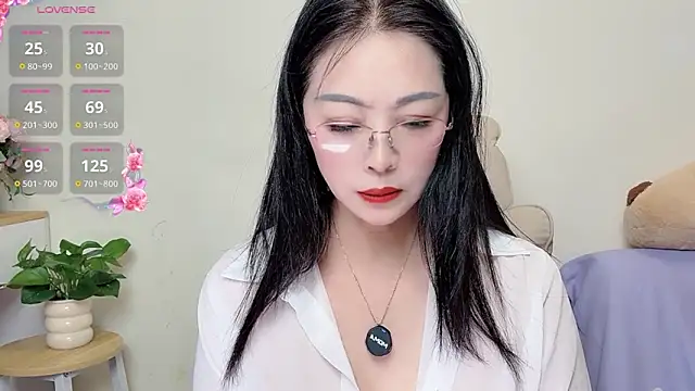 Hua Hua 0 online show from October 22, 2025, 1:44 pm