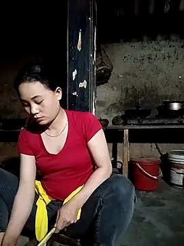 Snapshot of Ruaiuoi chatting on February 26, 2026, 10:09 pm Ruaiuoi online show from February 26, 2026, 10:09 pm