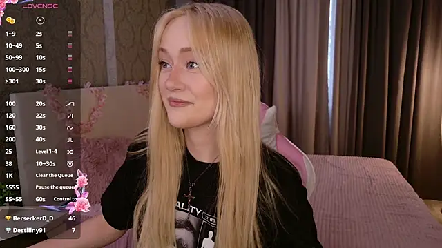 Snapshot of HeyMonkey_ chatting on January 9, 2026, 1:03 pm HeyMonkey online show from January 9, 2026, 1:03 pm