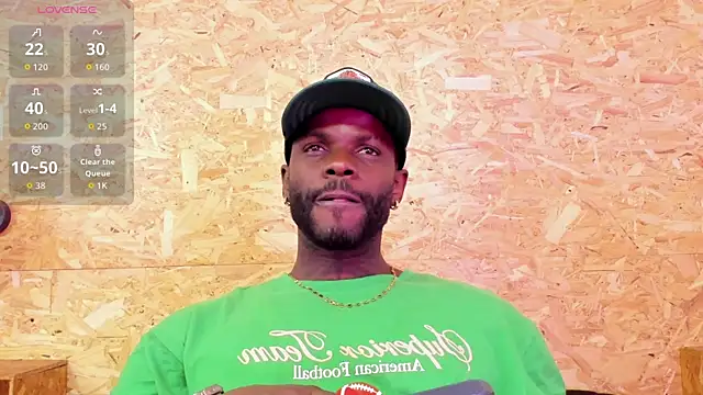 santiblack7 online show from December 23, 2025, 3:04 am