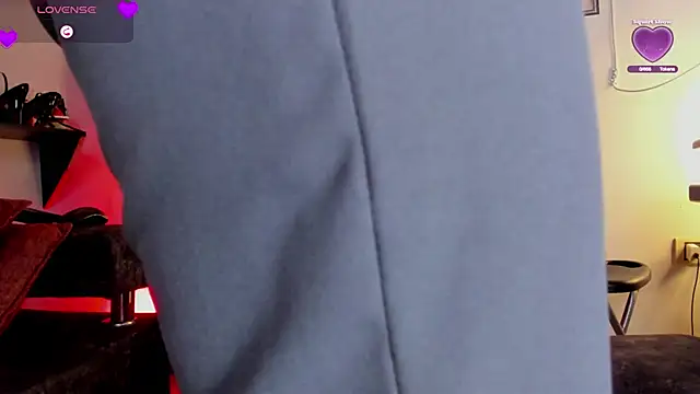 Snapshot of valery_14_ chatting on March 1, 2026, 4:42 pm valery 14 online show from March 1, 2026, 4:42 pm