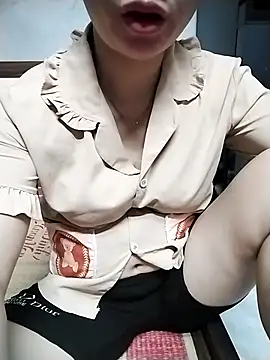 Snapshot of Mie_rose chatting on September 12, 2025, 2:33 am Mie rose online show from September 12, 2025, 2:33 am