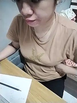 Snapshot of Mie_rose chatting on October 1, 2025, 2:17 am Mie rose online show from October 1, 2025, 2:17 am