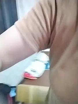 Mie rose online show from April 6, 2026, 7:20 am