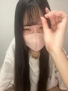 noa uxu online show from September 14, 2025, 5:06 am