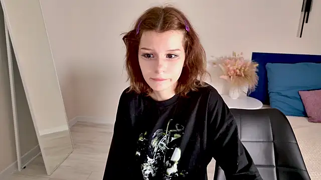 Bonnie And C1yde online show from November 26, 2025, 5:14 pm