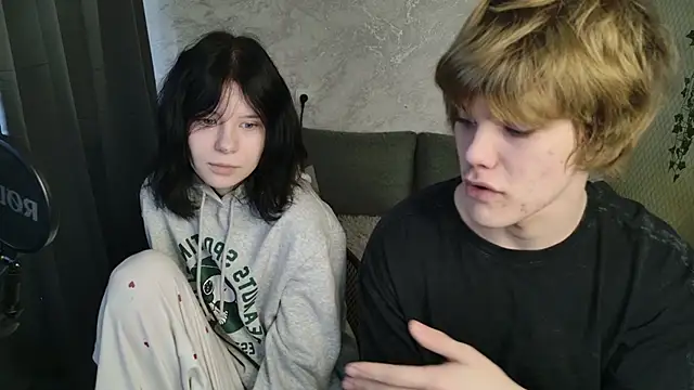 Bonnie And C1yde online show from March 22, 2026, 5:11 am