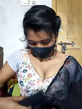 Snapshot of srav43 chatting on October 22, 2025, 5:34 pm srav43 online show from October 22, 2025, 5:34 pm