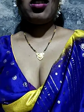 Snapshot of srav43 chatting on February 4, 2026, 4:57 pm srav43 online show from February 4, 2026, 4:57 pm