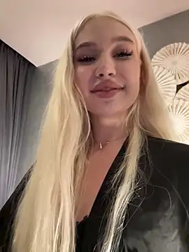 Kiss Avrora  online show from October 30, 2025, 3:02 pm