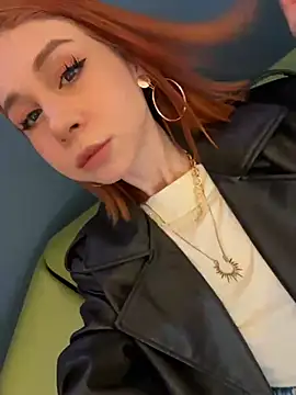 RosieSecret online show from April 18, 2026, 8:07 am