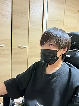 jiji9253 online show from May 24, 2026, 1:05 pm