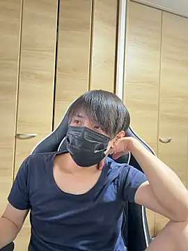jiji9253 online show from June 13, 2026, 3:32 pm