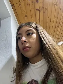 Sara-cooper2 online show from November 2, 2025, 10:45 pm