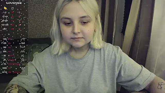 Snapshot of vendymories chatting on November 3, 2025, 2:02 am vendymories online show from November 3, 2025, 2:02 am