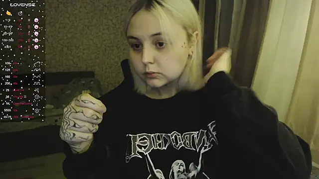 Snapshot of vendymories chatting on November 10, 2025, 2:32 am vendymories online show from November 10, 2025, 2:32 am