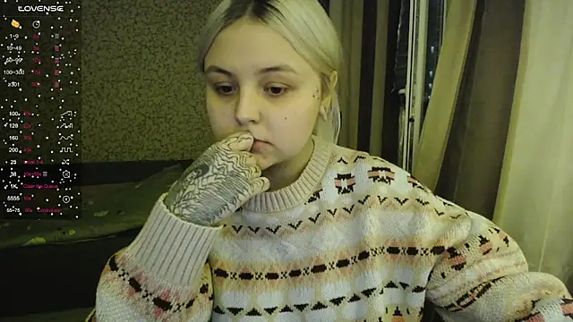 Snapshot of vendymories chatting on November 17, 2025, 1:11 am vendymories online show from November 17, 2025, 1:11 am