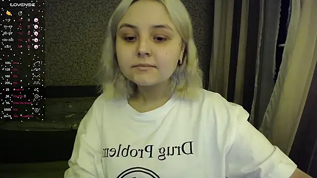 Snapshot of vendymories chatting on November 21, 2025, 1:48 am vendymories online show from November 21, 2025, 1:48 am