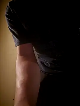 Snapshot of Mrcoco707 chatting on March 25, 2026, 1:28 pm Mrcoco707 online show from March 25, 2026, 1:28 pm