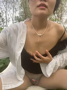 Mier-cn online show from September 12, 2025, 2:33 am