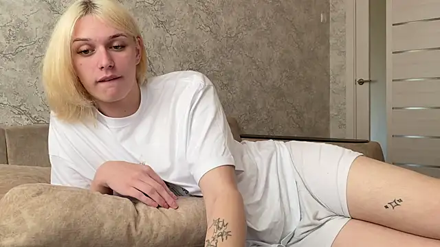 evelina228 online show from September 30, 2025, 6:51 am