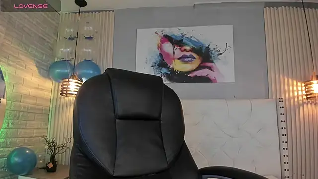 Snapshot of orion__smith chatting on June 26, 2026, 12:20 pm orion smith online show from June 26, 2026, 12:20 pm
